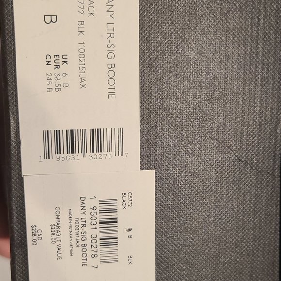 BRAND NEW COACH Dany leather ANKLE BOOTS black size 8 - Picture 3 of 9